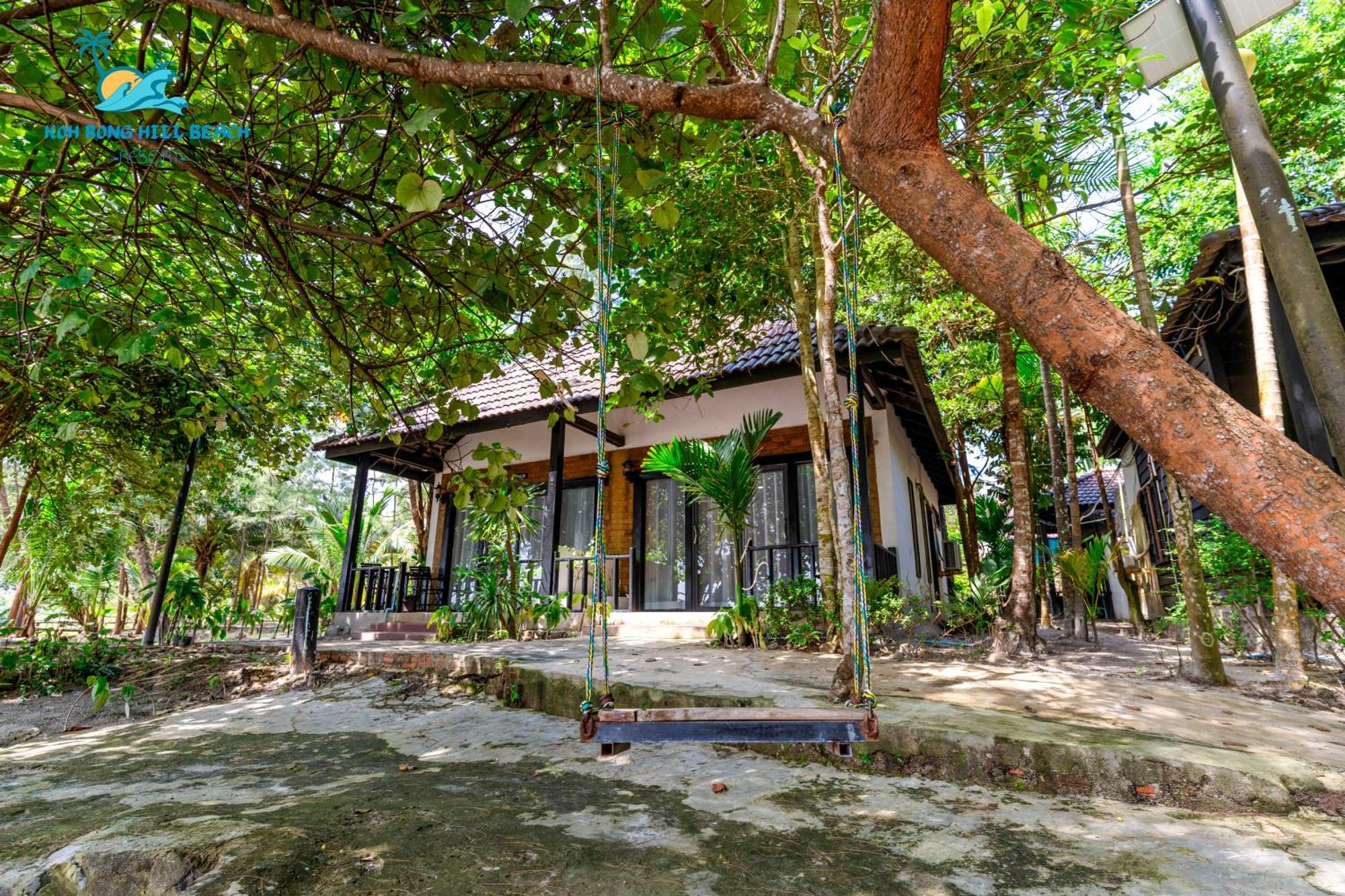 Koh Rong Hill Beach Resort Derm Tkov Village Ngoại thất bức ảnh